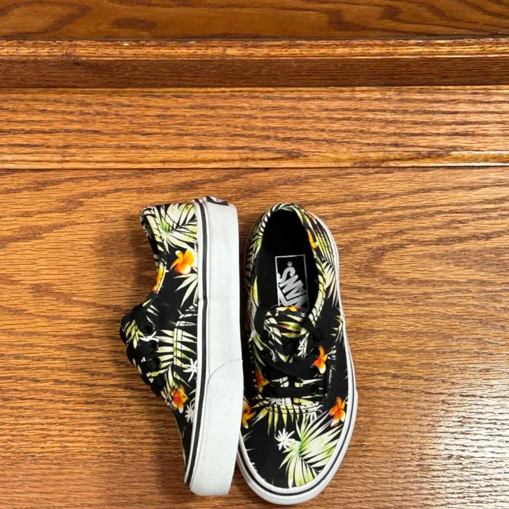 Vans Authentic Decay Palms Black True‎ White Shoes